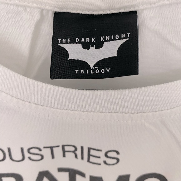 THE BATMOBILE - Wayne Industries official Merchandise - Picture 11 of 14